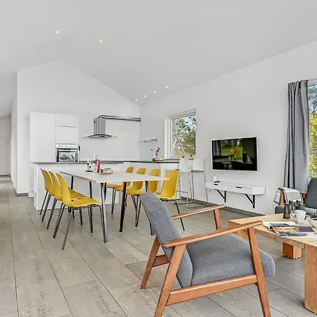 Amazing In With Kitchen *